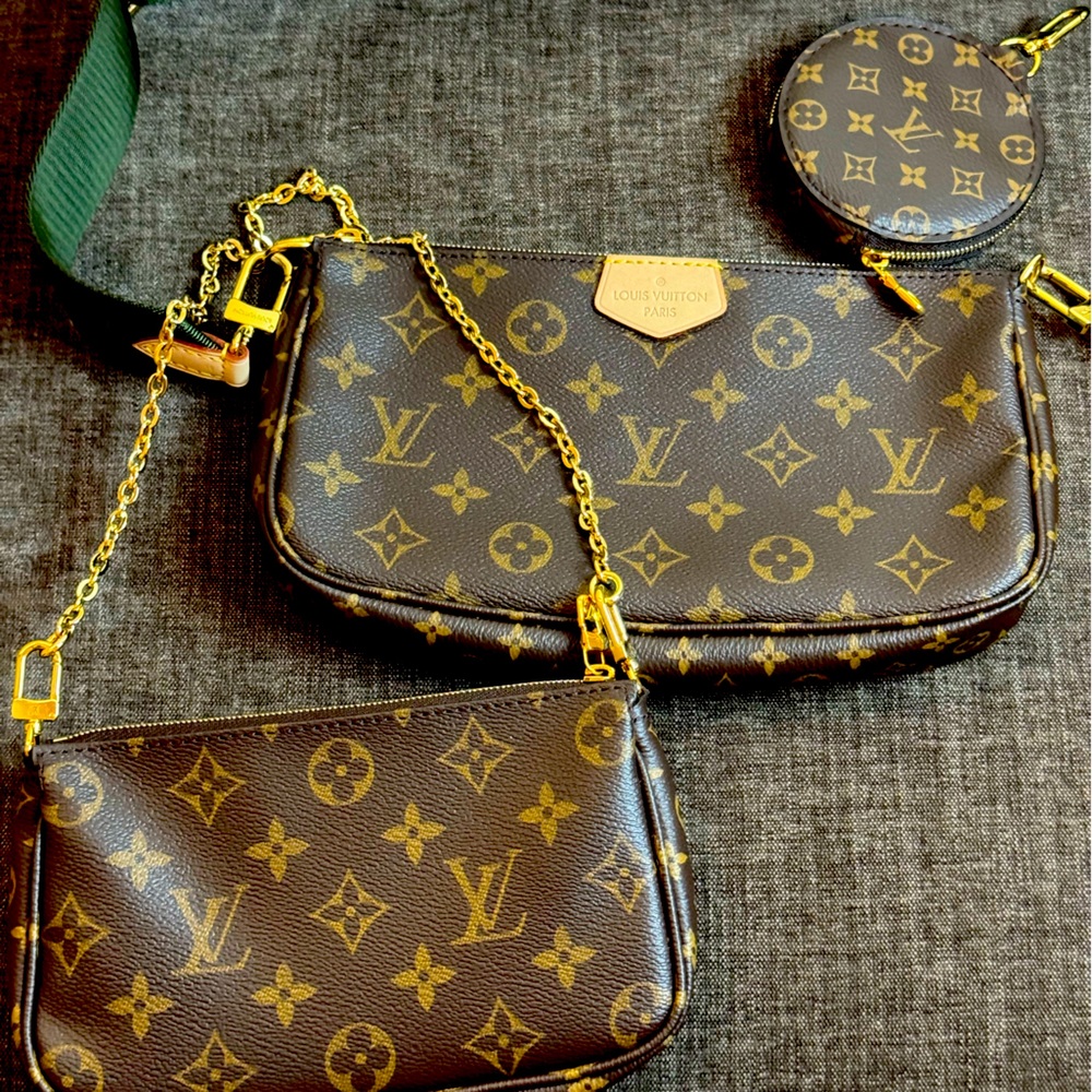 Authentic LOUIS VUITTON Monogram Multi Pochette Accessories Kaki 🛍
